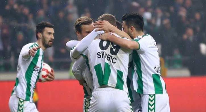 Konyaspor artçı şoku savuşturdu