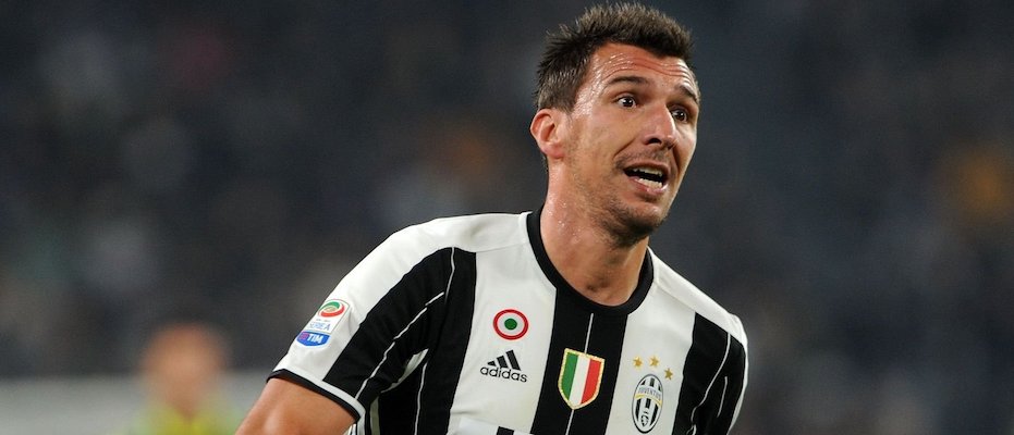 Devlerin Mandzukic savaşı