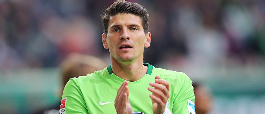 Üçü de Mario Gomez'i istiyor