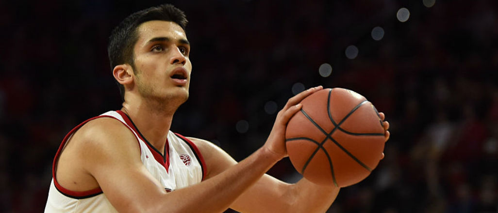 Ömer Faruk NBA yolunda