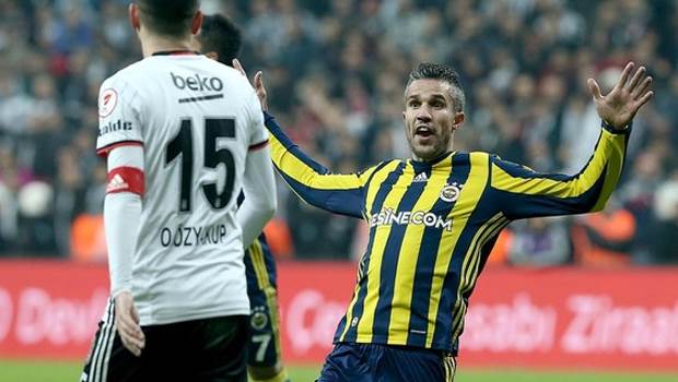 van Persie: Cezayı haketmedim