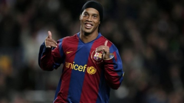 Ronaldinho İstanbul'a geliyor
