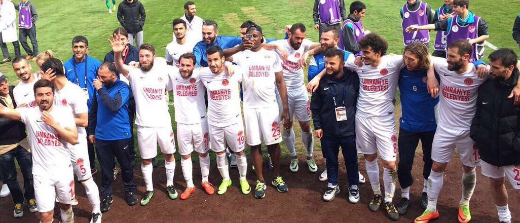Ümraniye Balıkesir'i ikinci yarıda geçti