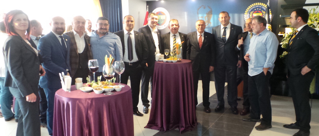 AFİDER üyeleri yeni binasını kutladı