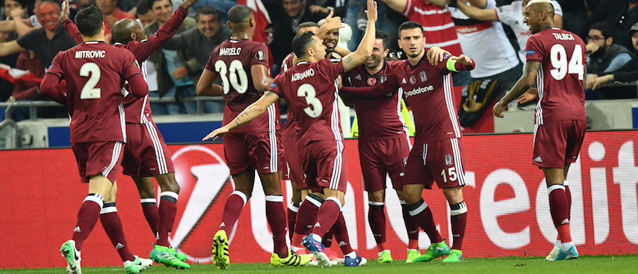 Beşiktaş Lyon karşısında tarihi dönemeçte
