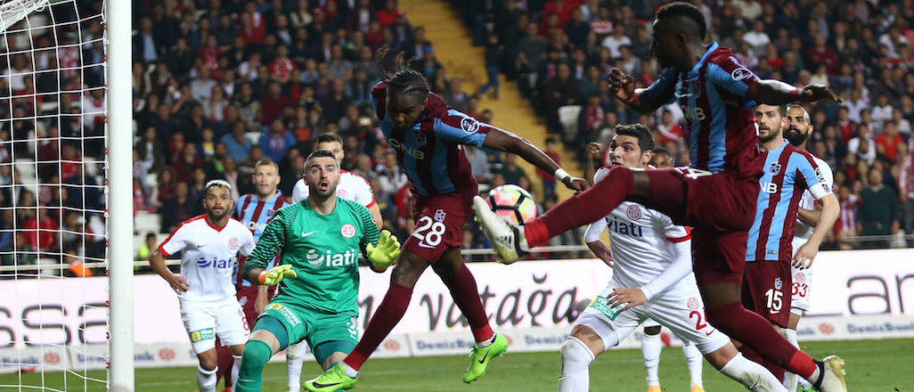 Trabzonspor çift forvetten memnun