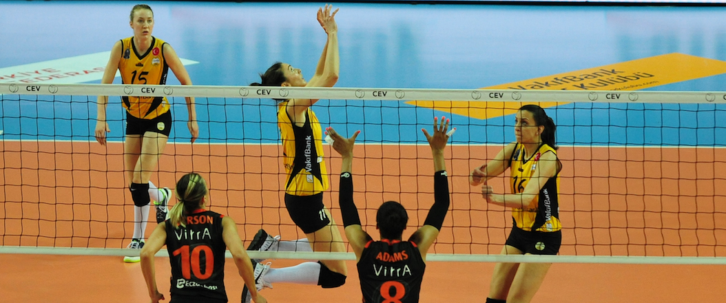 Vakıfbank – Eczacıbaşı Dörtlü Final'de karşı karşıya