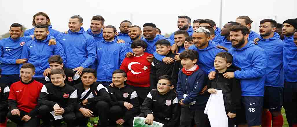 Antalyaspor Trabzon'u gözüne kestirdi