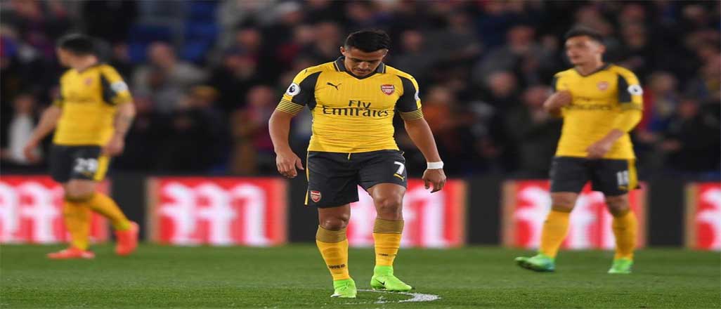 Arsene Wenger'e Ada basınından şok başlıklar