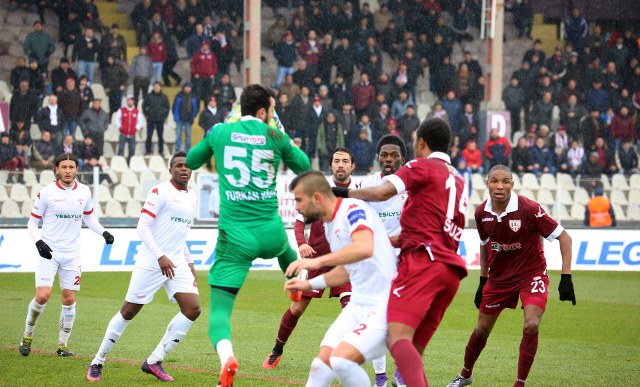 Bandırma galip Feyyaz Uçar mutlu: 2-0