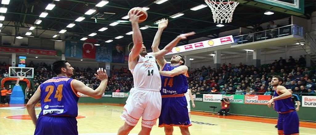 Banvit farklı kazandı: 74-56