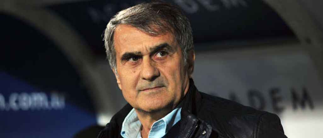 Şenol Güneş Lucescu'yu yakalıyor