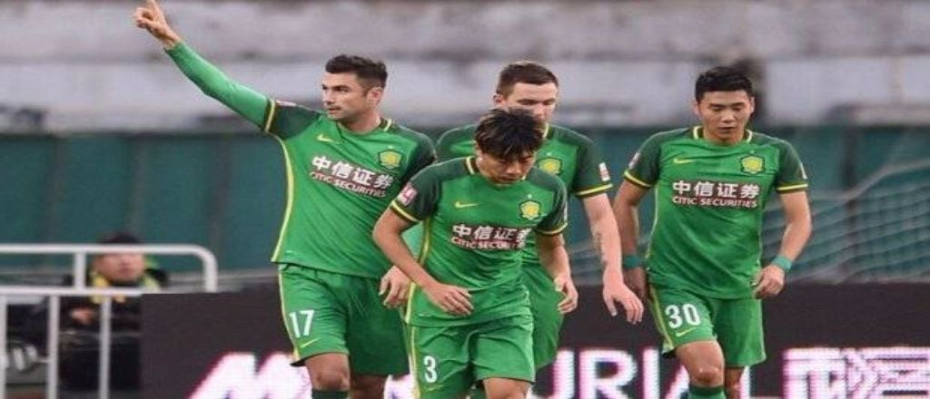 Burak Yılmaz'ın takımı zirveye koşuyor