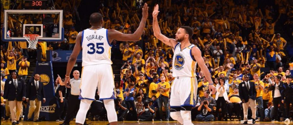 Warriors zorlansa da kazandı