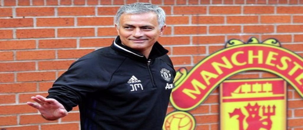 Mourinho Alex Ferguson'ı yakaladı