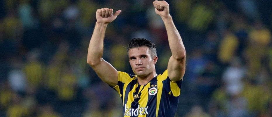 Van Persie Sevilla'nın kapısından dönmüş