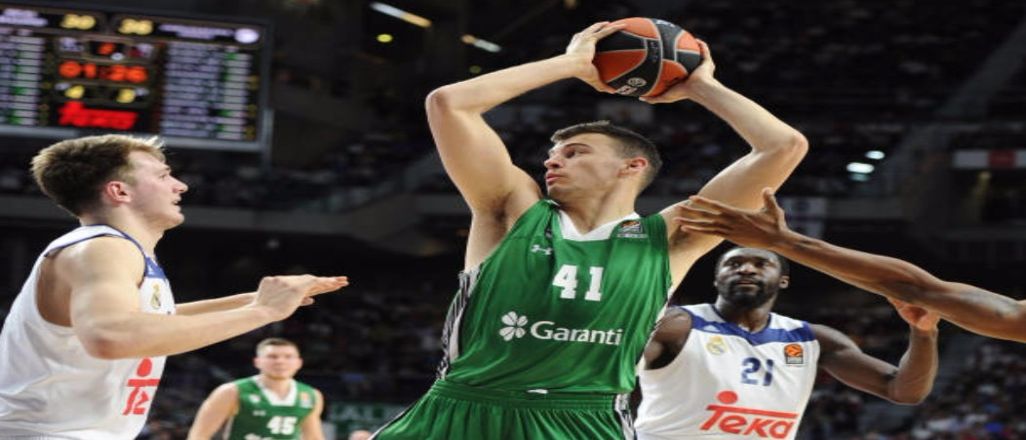 Darüşşafaka Doğuş salladı ama yıkamadı