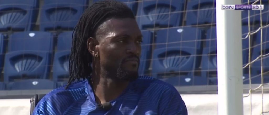 Adebayor: van Persie'yi tekrar aramadım