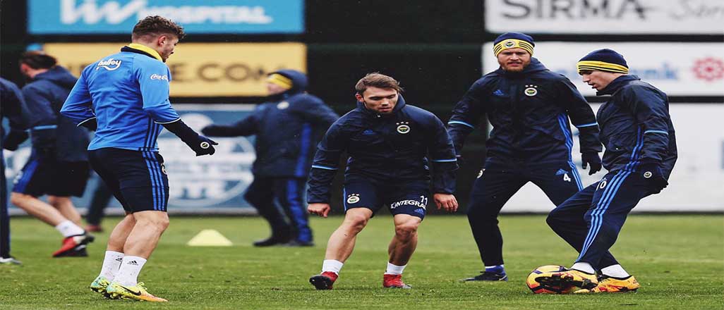 Karavaev'li Fenerbahçe Adanaspor'u ağırlıyor