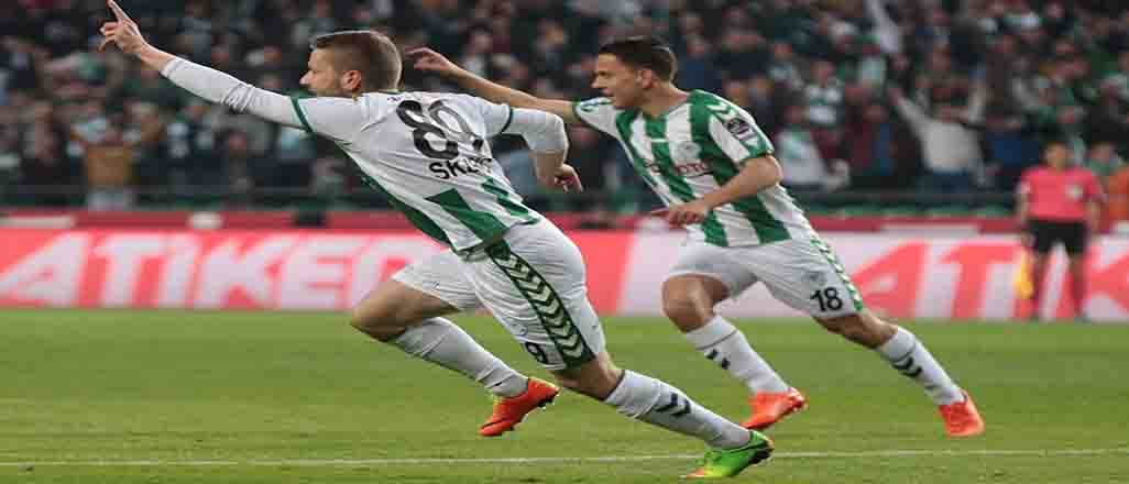 Konyaspor Bursa'yı rahat geçti