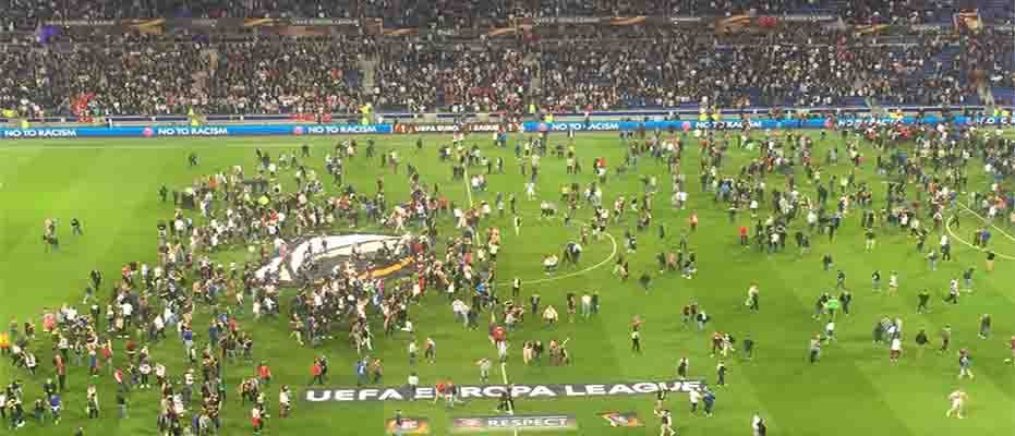 Lyon ve Beşiktaşlı 12 taraftar tutuklandı