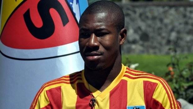 Nakoulma sözleşmesini fesh etti
