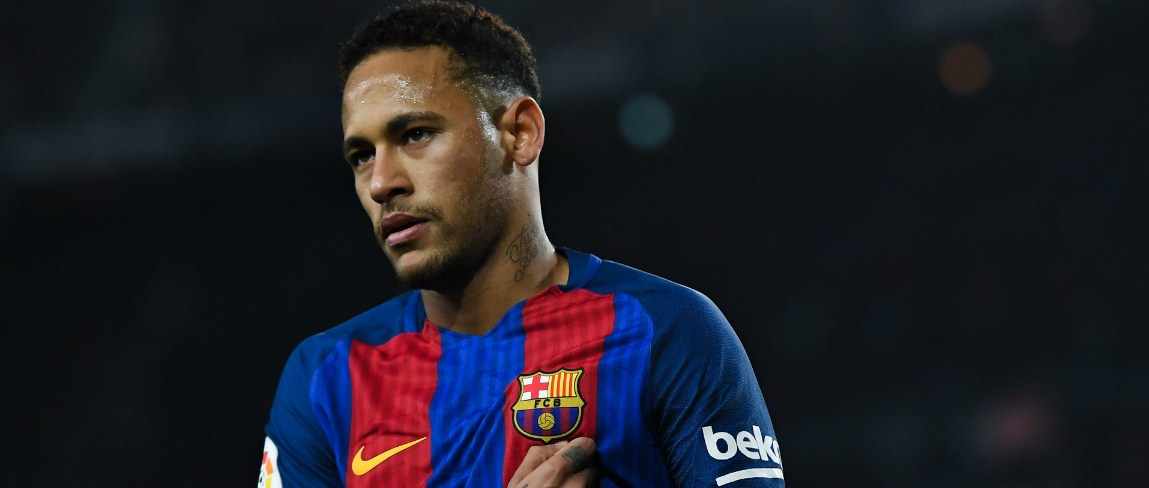 Neymar futbolu Brezilya'da bırakmak istiyor