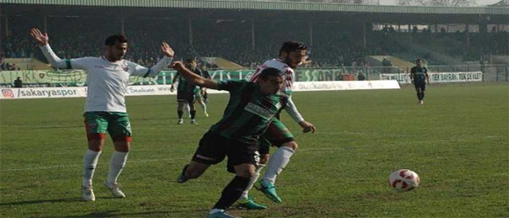 Sakaryaspor 3 puanı son dakikada kaçırdı