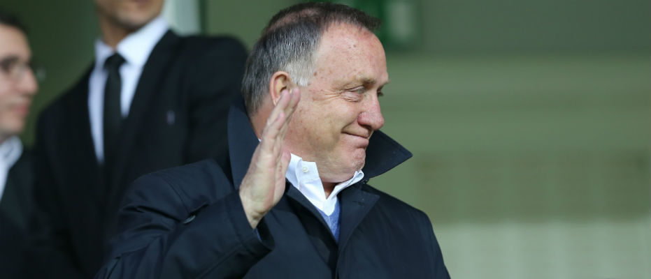 Advocaat Başakşehir-Galatasaray maçını tribünde izledi