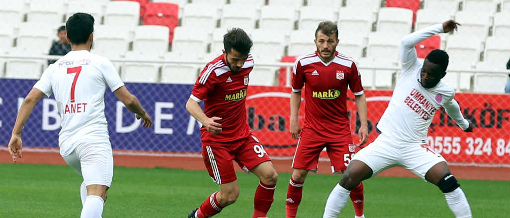 Sivasspor Ümraniyespor'a takıldı