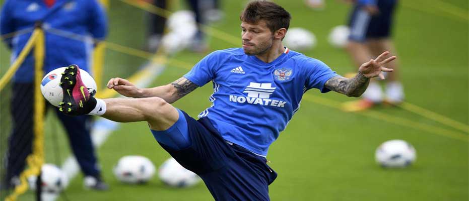 Ruslar'a göre Smolov Fenerbahçe'de