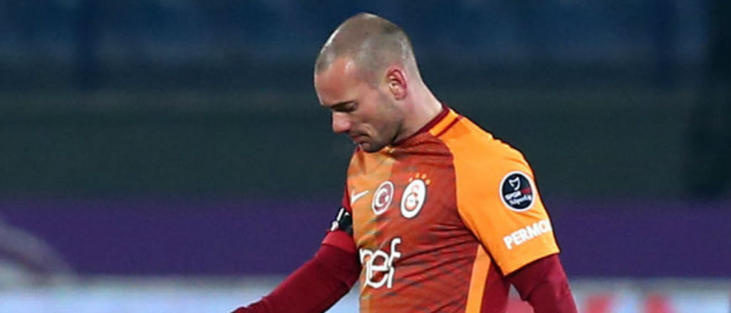 Tudor geldi Sneijder bitti
