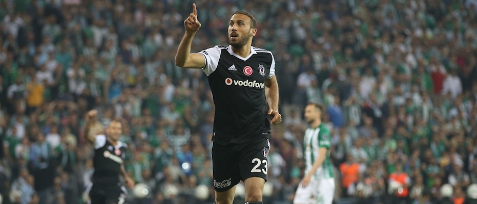 Cenk Tosun 4 hafta sonra güldü