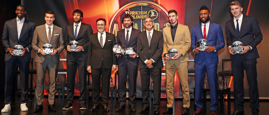 EuroLeague'in en iyileri ödüllerini aldı