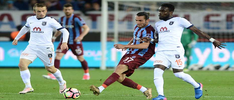 Trabzonspor Başakşehir'le puanları bölüştü