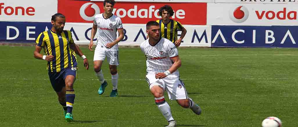 Günün ilk derbisi Beşiktaş'ın