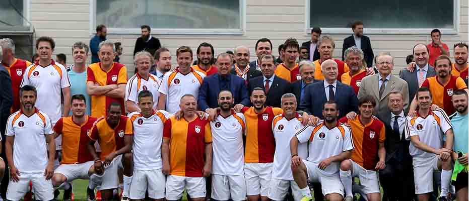 Galatasaray bayramını kutladı
