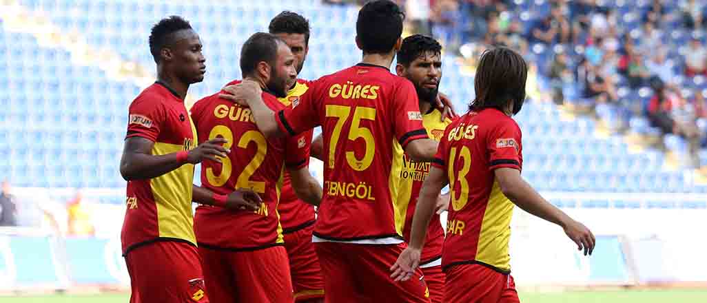 Göztepe Mersin'de öldü öldü dirildi