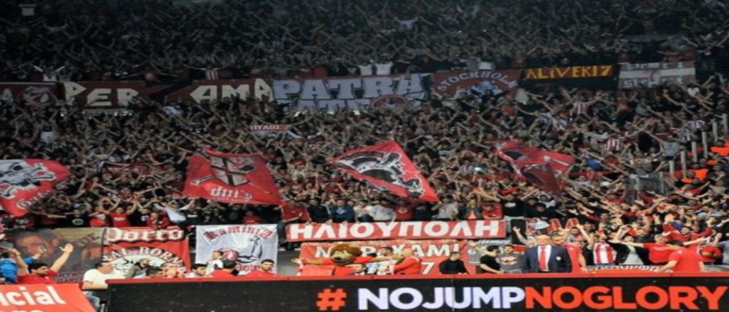 Olympiakos'a 1 maç ceza