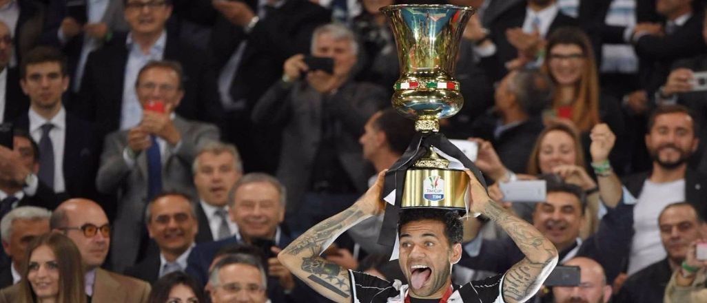 Kupa beyi Dani Alves