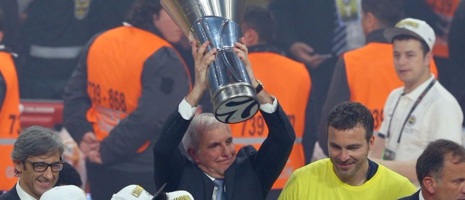 Kupa koleksiyoneri Zeljko Obradovic