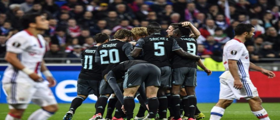 Ajax final biletini bırakmadı