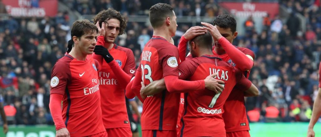 PSG şampiyonluk yarışından vazgeçmiyor