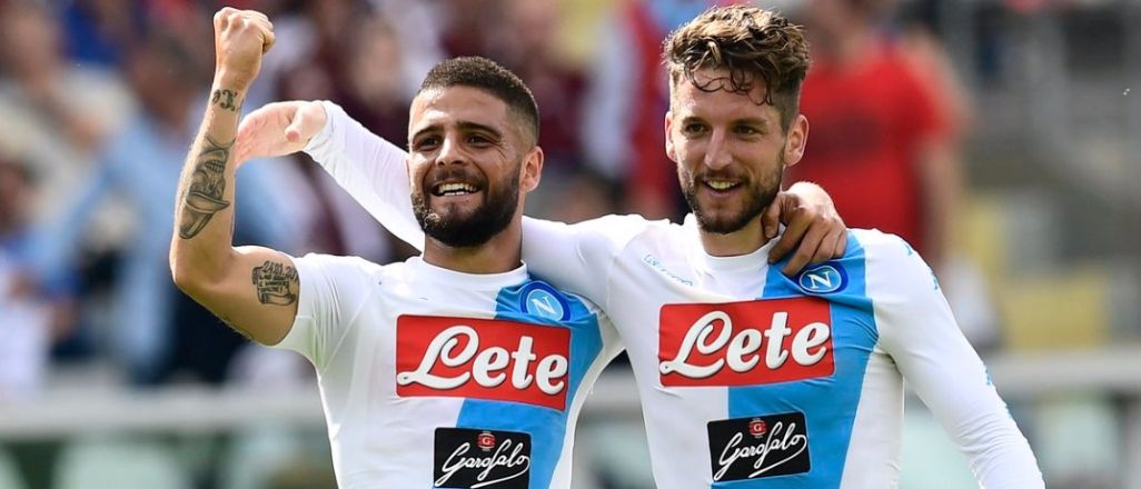 Napoli zirveden kopmuyor